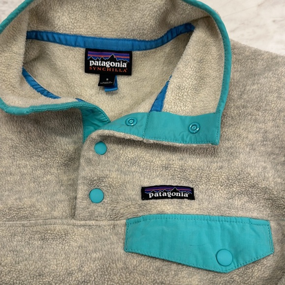 Patagonia  Women's Lightweight Synchilla Snap-T Fleece Pullover - Picture 4 of 5
